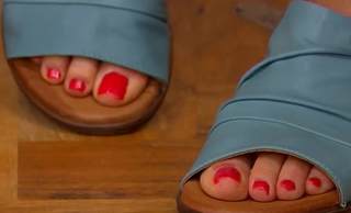 Sandra Bennett feet photo 16