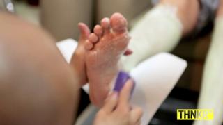 Sandra Bernhard feet photo 17