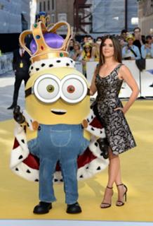 Sandra Bullock feet photo thumbnail