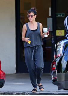 Sandra Bullock feet photo thumbnail