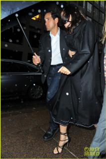 Sandra Bullock feet photo thumbnail