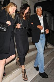 Sandra Bullock feet photo thumbnail