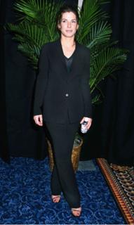 Sandra Bullock feet photo thumbnail