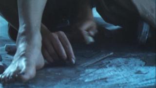 Sandra Bullock feet photo thumbnail
