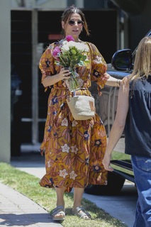 Sandra Bullock feet photo thumbnail