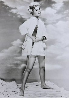 Sandra Dee feet photo 7