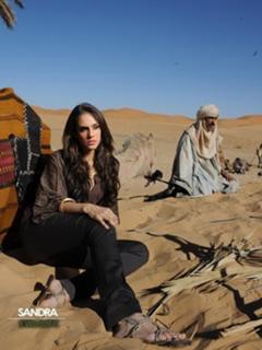 Sandra Echeverría feet photo thumbnail