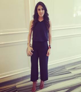 Sandra Echeverría feet photo thumbnail