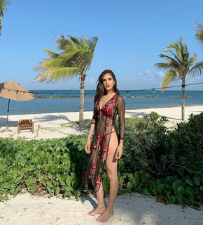 Sandra Echeverría feet photo thumbnail