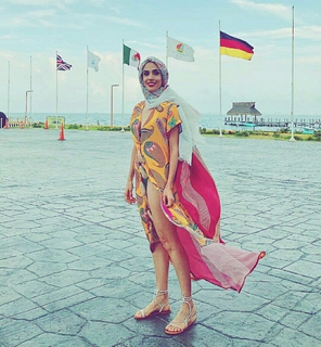 Sandra Echeverría feet photo thumbnail