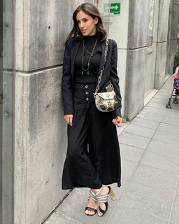 Sandra Echeverría feet photo thumbnail