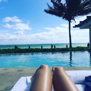 Sandra Echeverría feet photo thumbnail