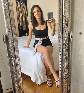 Sandra Echeverría feet photo thumbnail