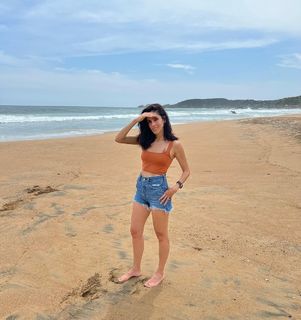 Sandra Echeverría feet photo thumbnail