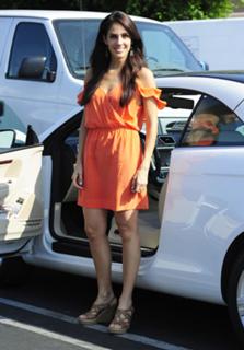 Sandra Echeverría feet photo thumbnail