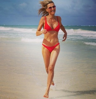 Sandra Hess feet photo 7