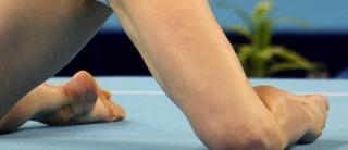 Sandra Izbasa feet photo 1