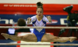 Sandra Izbasa feet photo 3