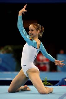 Sandra Izbasa feet photo 15