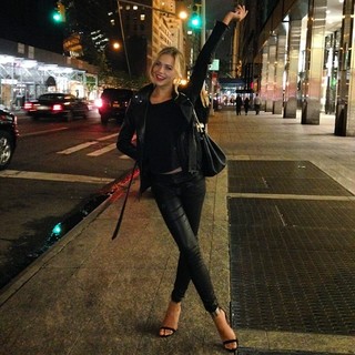 Sandra Kubicka feet photo 4