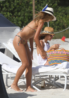 Sandra Kubicka feet photo 16