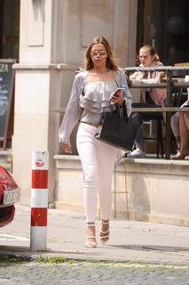 Sandra Kubicka feet photo 1