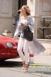 Sandra Kubicka feet photo 17