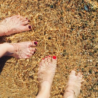 Sandra Lou feet photo 14