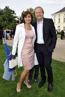 Sandra Maischberger feet photo thumbnail