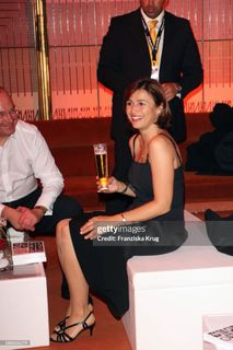 Sandra Maischberger feet photo thumbnail