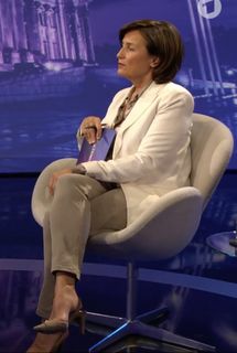 Sandra Maischberger feet photo thumbnail