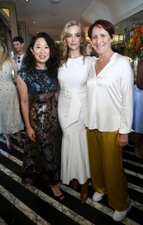 Sandra Oh feet photo thumbnail