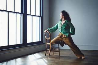 Sandra Oh feet photo thumbnail