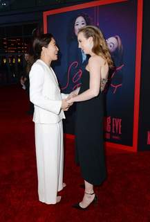 Sandra Oh feet photo thumbnail