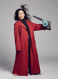 Sandra Oh feet photo thumbnail