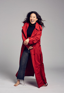 Sandra Oh feet photo thumbnail