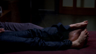 Sandra Oh feet photo thumbnail