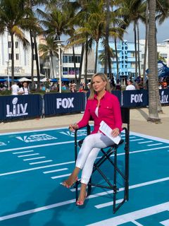 Sandra Smith feet photo thumbnail