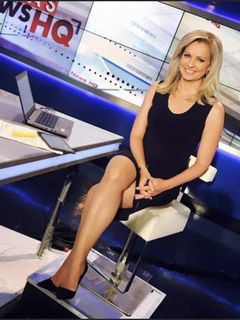 Sandra Smith feet photo thumbnail