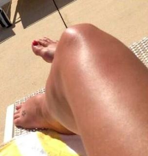 Sandrine Corman feet photo 7