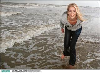Sandrine Corman feet photo 11