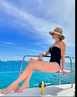 Sandrine Corman feet photo 3
