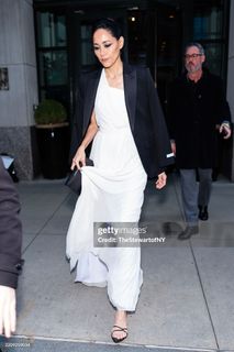 Sandrine Holt feet photo 3