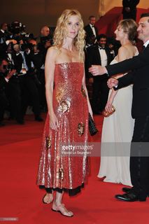 Sandrine Kiberlain feet photo 7