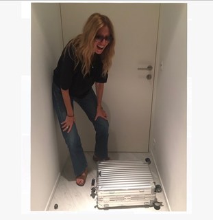 Sandrine Kiberlain feet photo 15