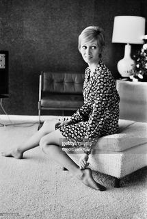 Sandy Duncan feet photo 1