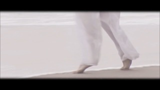 Sandy feet photo thumbnail