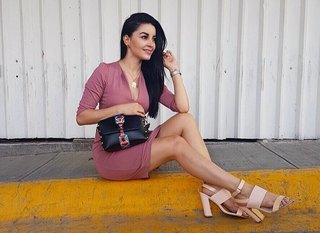 Sandy Tok feet photo 3