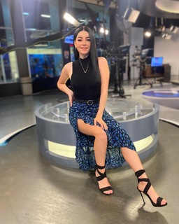 Sandy Tok feet photo 5