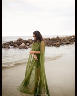 Saniya Iyappan feet photo 3